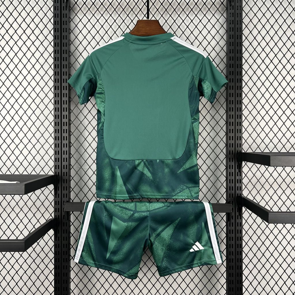 Kid's Germany 2026 Green GK Kit