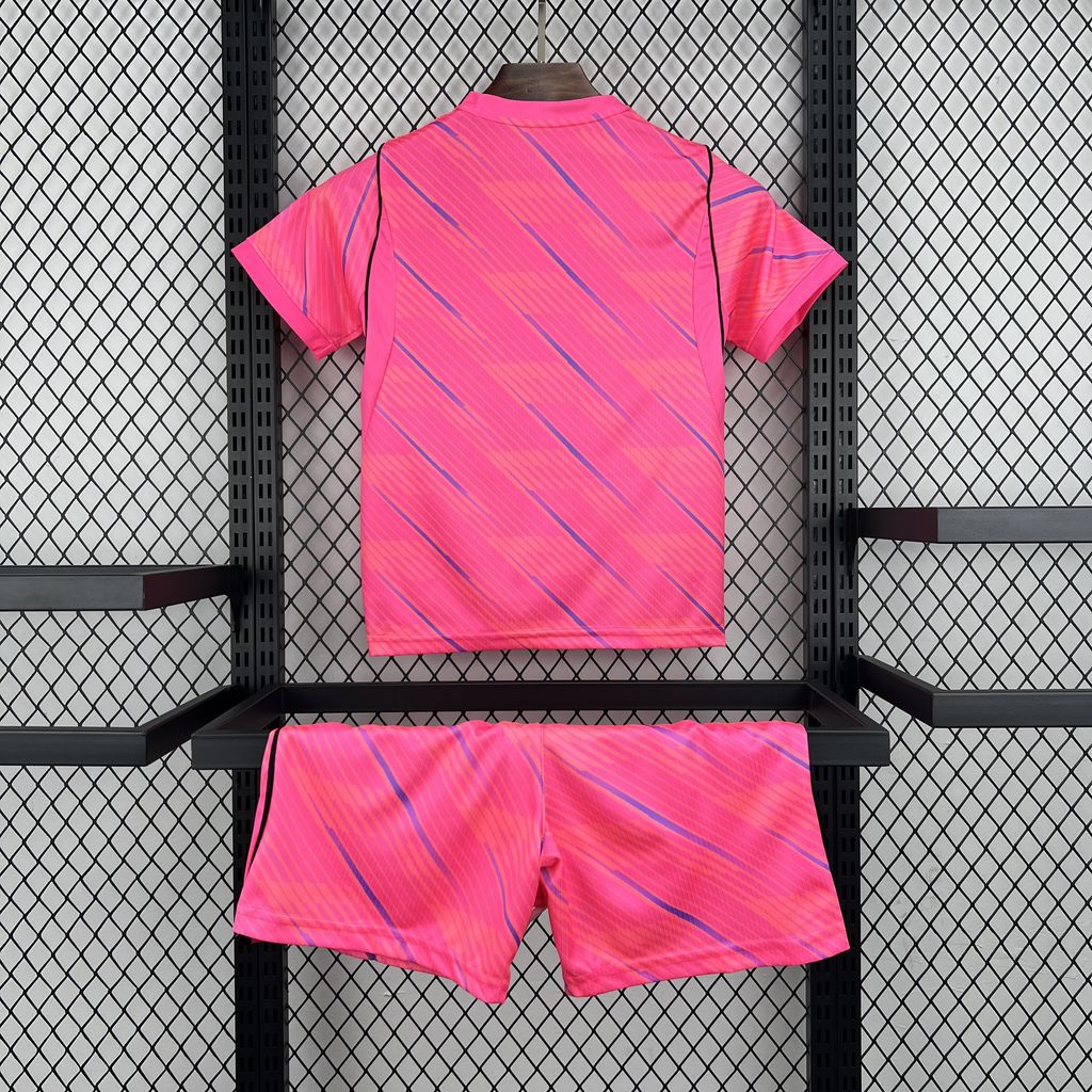 Kid's France 2026 Pink GK Kit