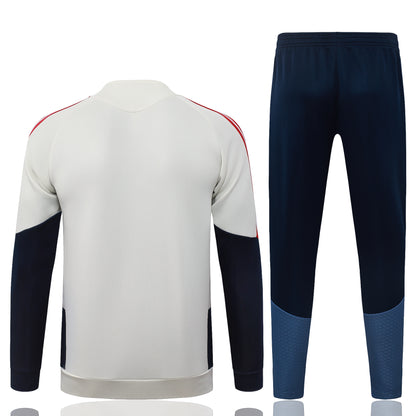 Bayern Munich 2026/27 Full-Zip Training Set