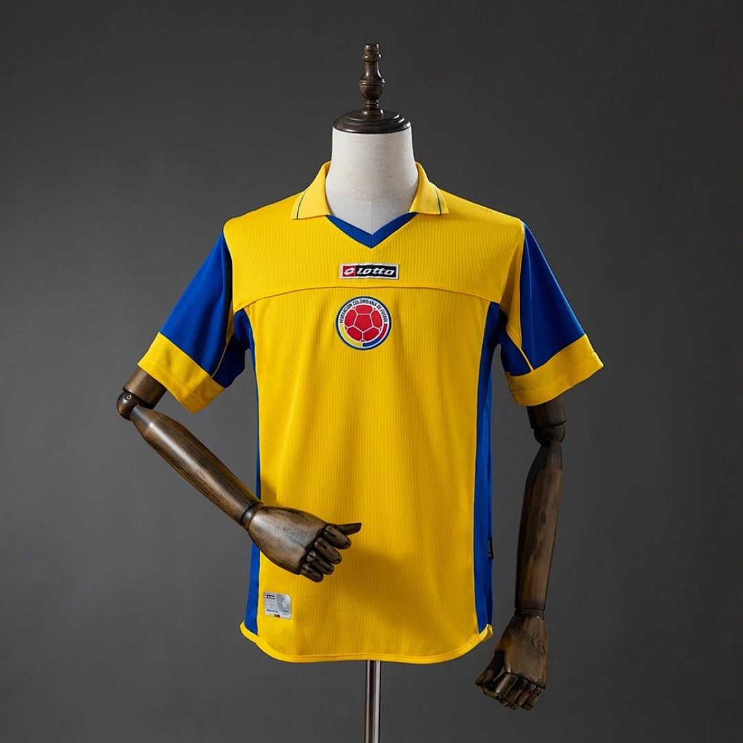 Retro's Colombia 2003/05 Home Jersey